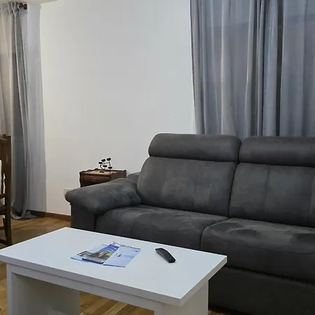 Verin-chaves Con Parking Apartment Verin